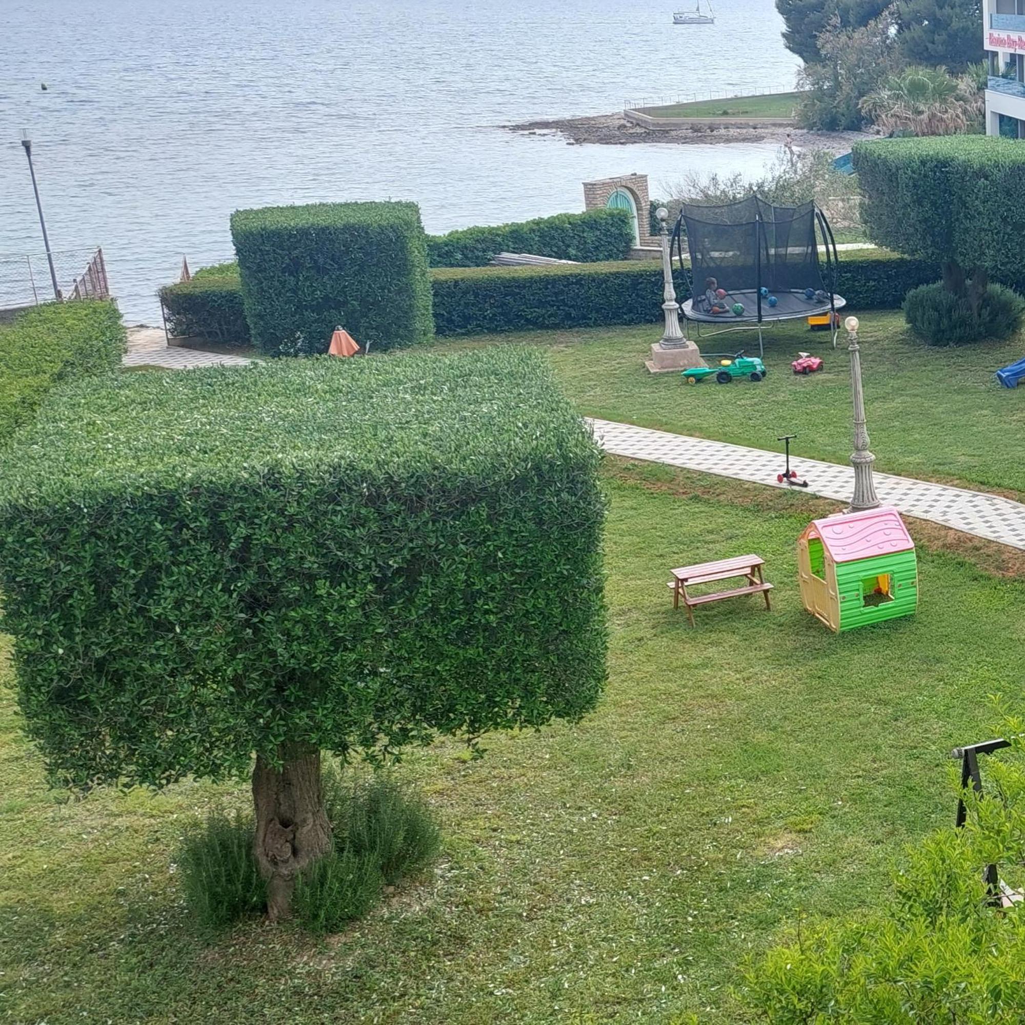 Apartments Becky On A Sandy Beach Without Crowd Sukošan المظهر الخارجي الصورة