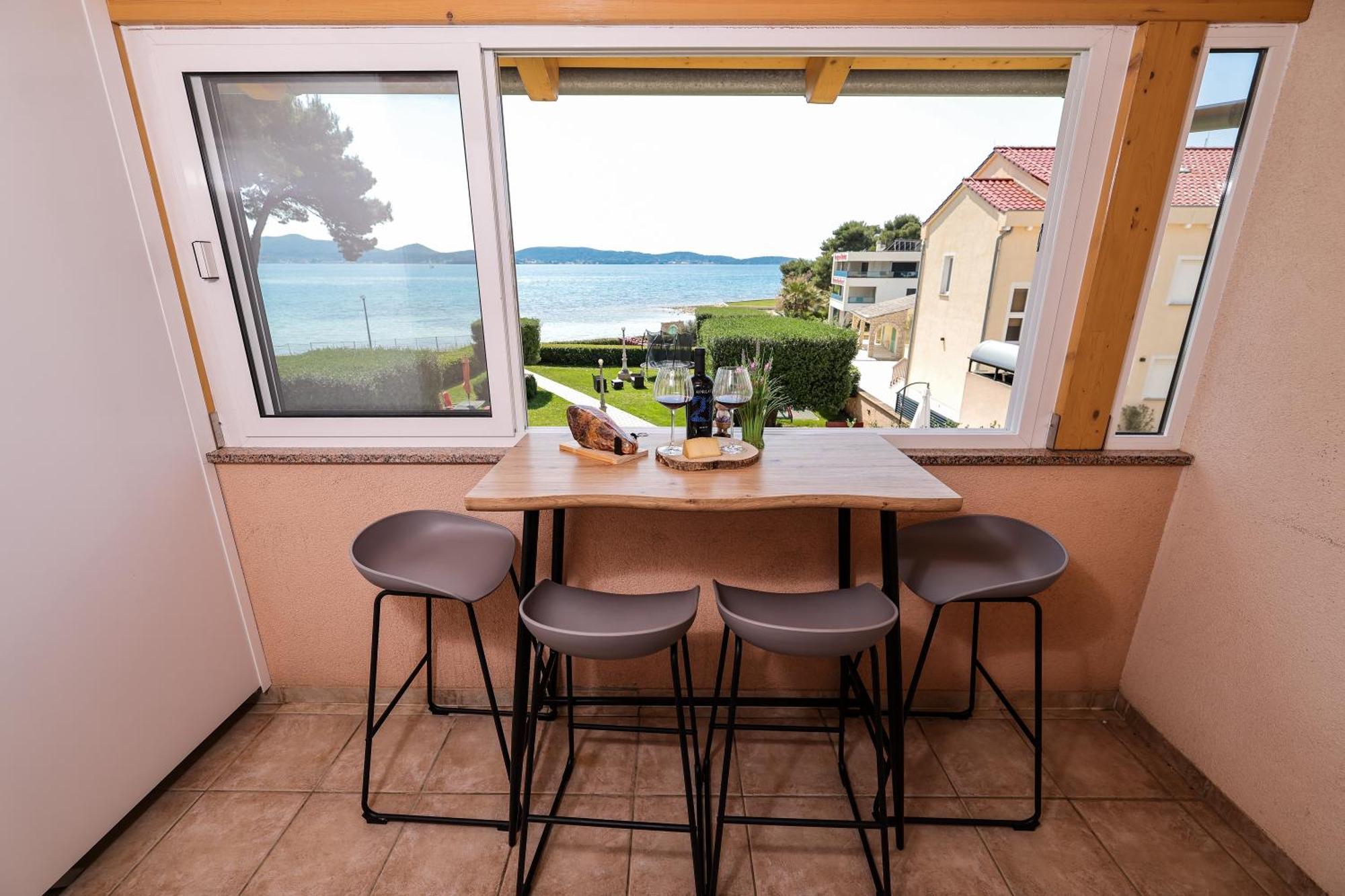 Apartments Becky On A Sandy Beach Without Crowd Sukošan المظهر الخارجي الصورة